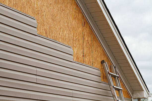 24/7 Emergency Storm Damage Siding Repair experts in Line Lexington, PA